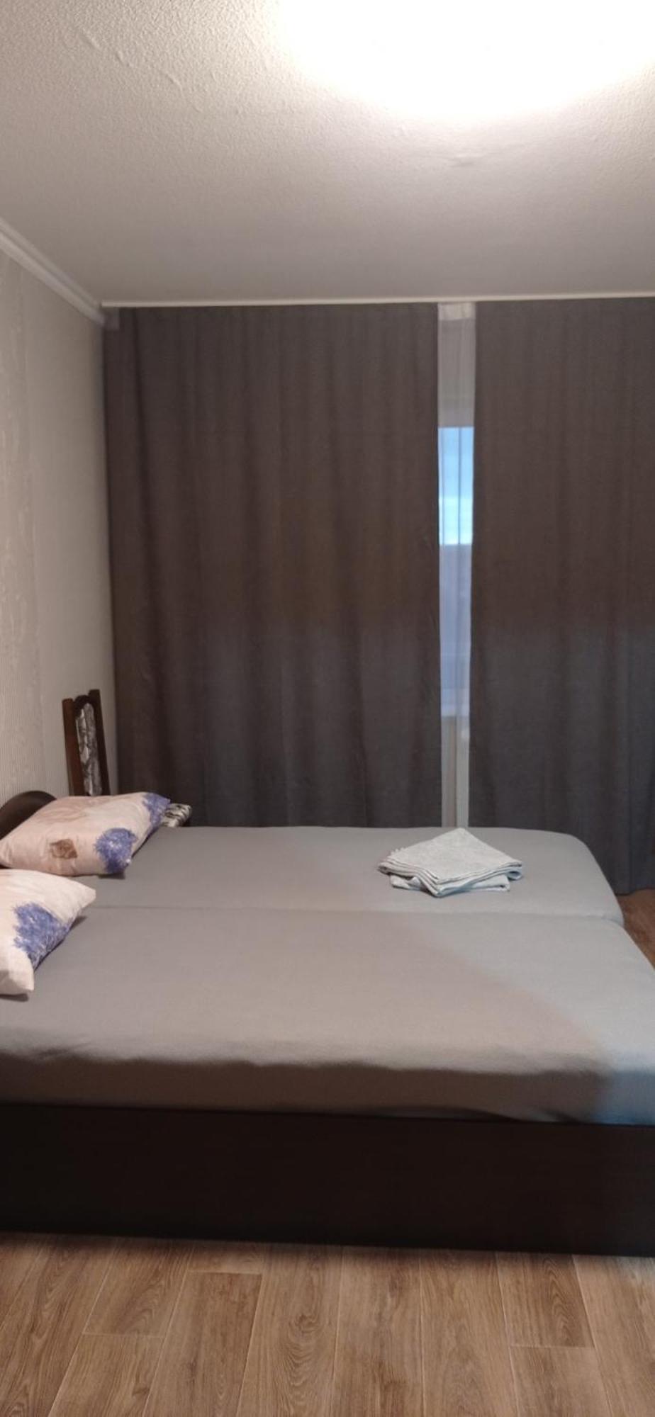 Василя Стуса 10/77 City Rooms ビーラ・ツェールクヴァ 部屋 写真